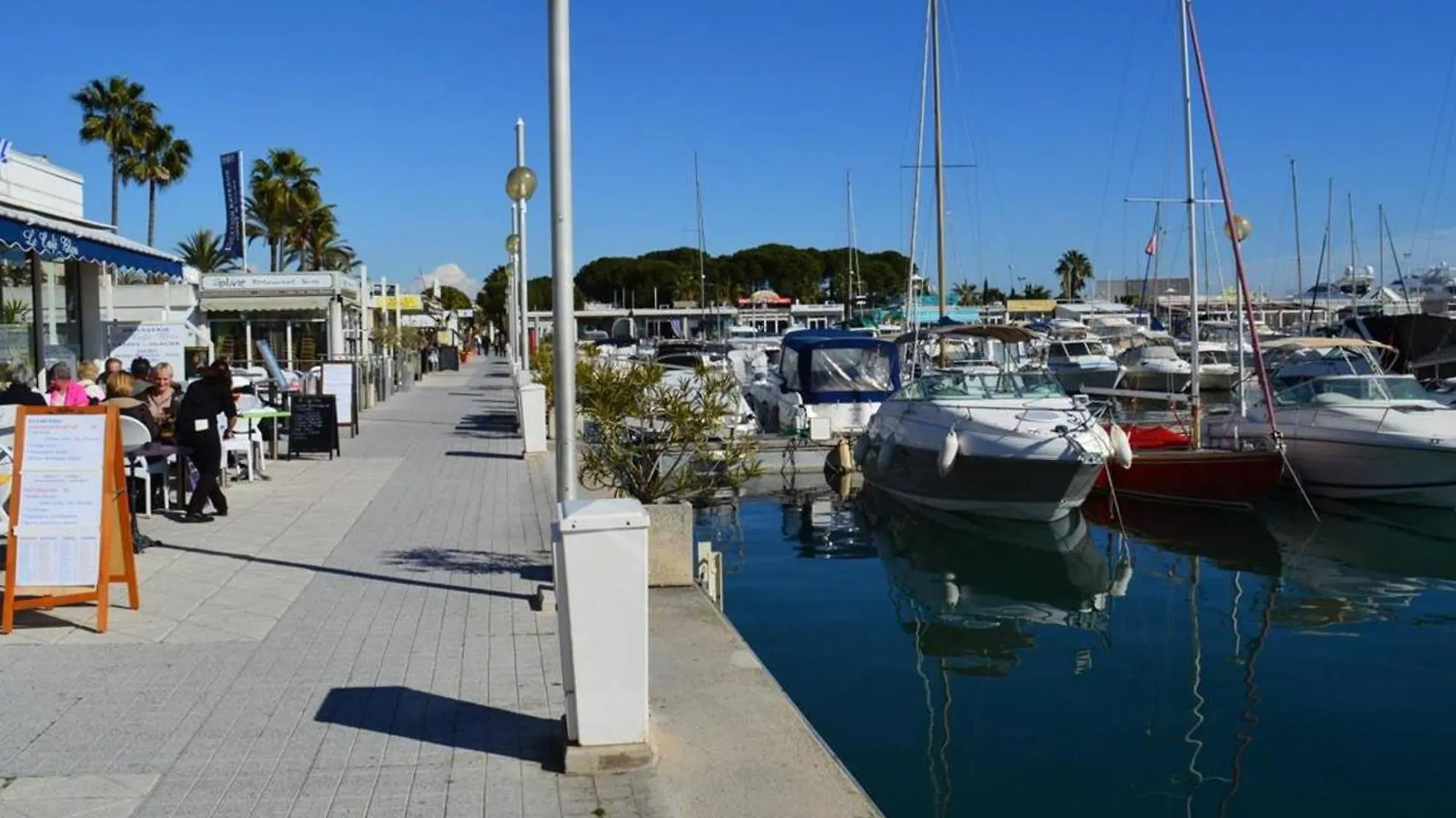 Апартаменты Studio Agreable Avec Loggia, Garage Et Plage A Proximite - 2 Couchages, Golfe-Juan - Fr-1-252-62